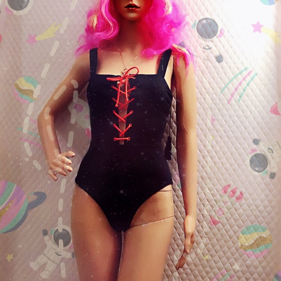 Women’s Onia Swimwear size Small Petite. Black.NWT - Picture 7 of 12